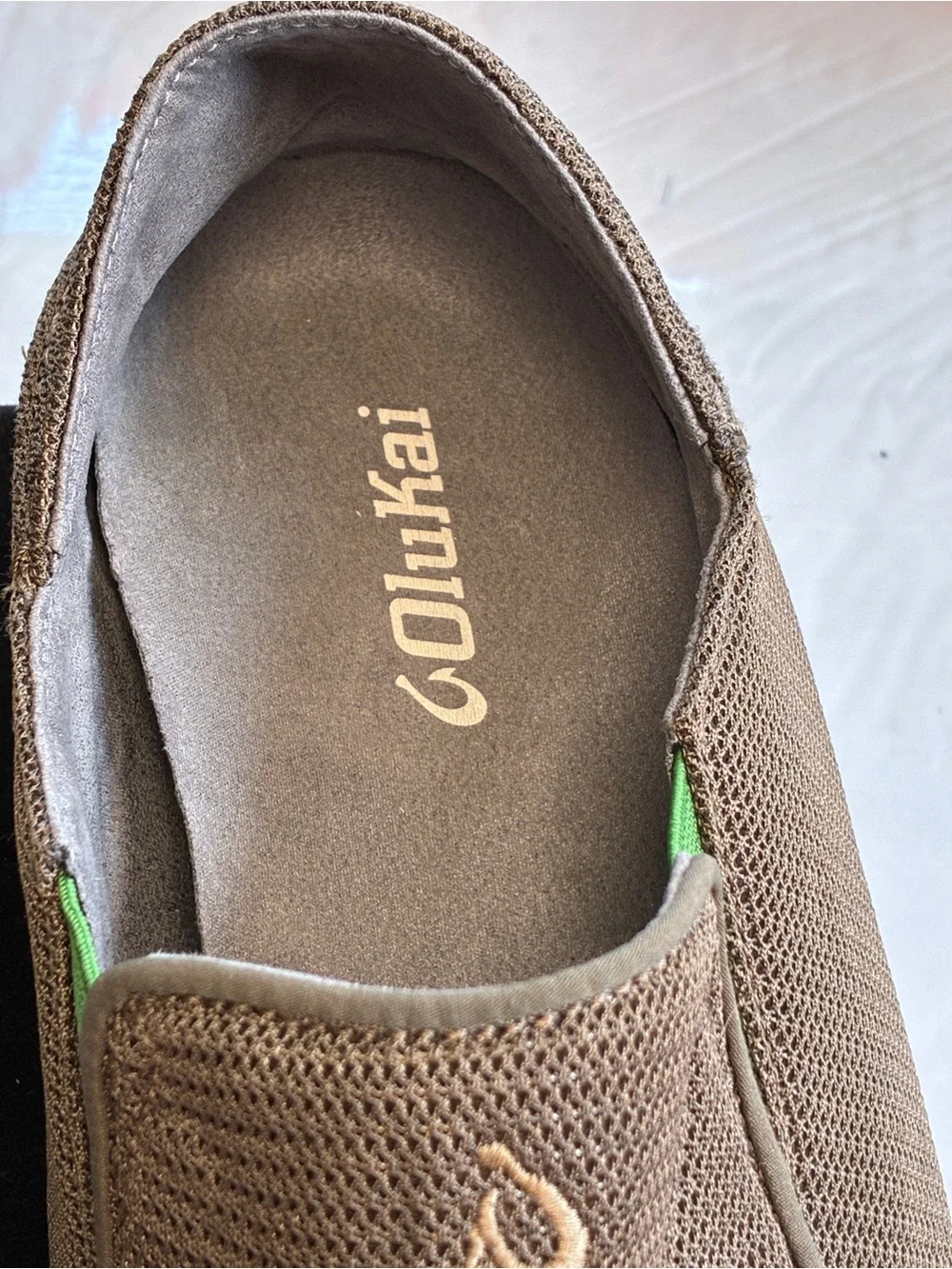 OluKai nohea mesh